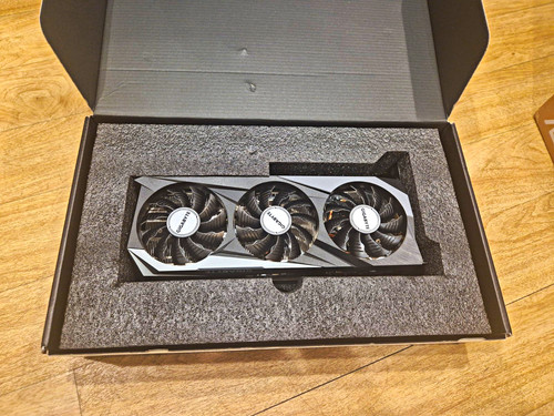 Gigabyte radeon 6800 gaming - radeon, rx